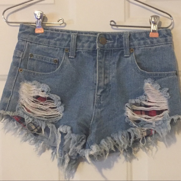 Forever 21 Pants - High rise destroyed jean short